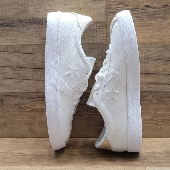 Converse shoes Brand new in the box authentic uper textile. - Picture 5 of 13